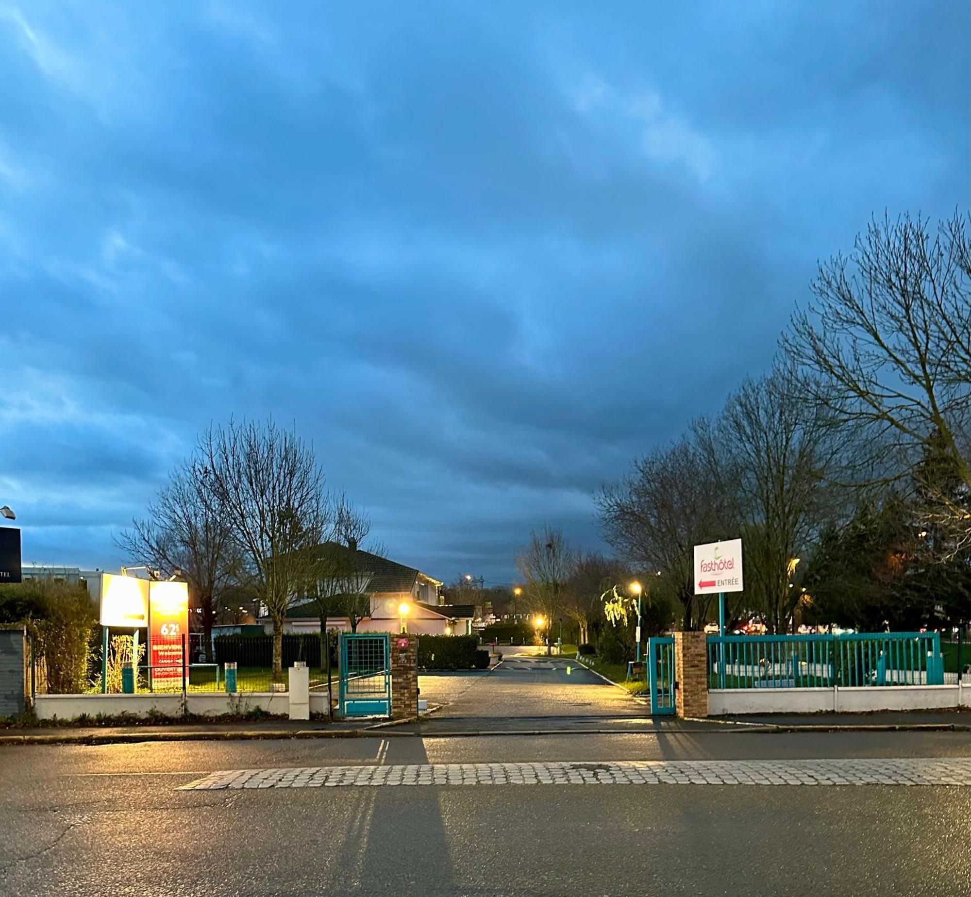 Fasthotel Roissy Cdg Sud - Claye Souilly Extérieur photo